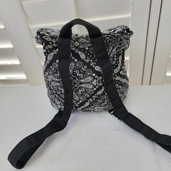 Victoria’s Secret PINK Mini Drawstring Backpack Paisley LIMITED EDITION - Picture 3 of 7